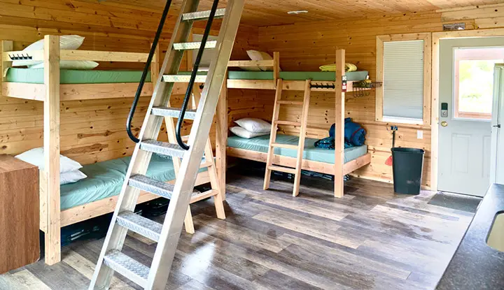 saltery-cabins_bunks